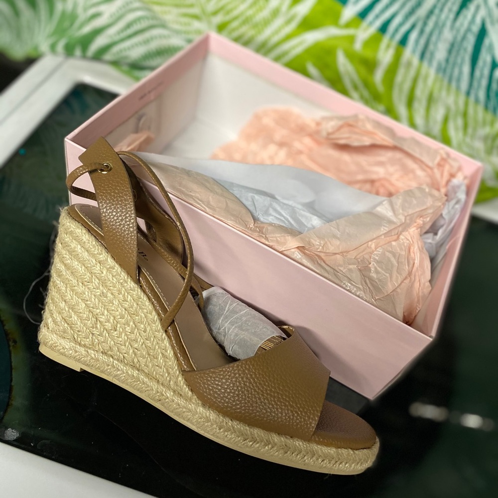 Tan sandals.